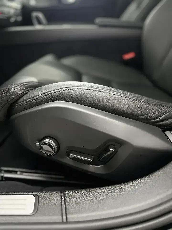 Volvo S60 B4 Plus Dark - Thumbnail 15