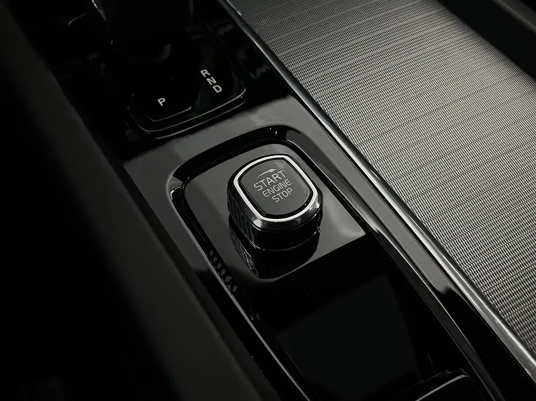 Volvo S60 B4 Plus Dark - Thumbnail 28