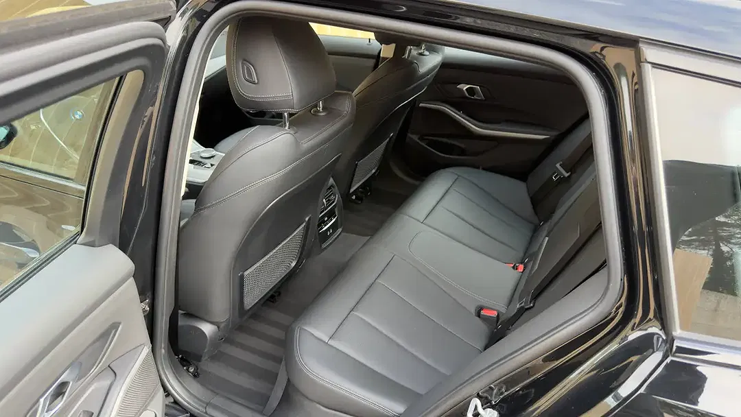 BMW 320 PHEV Touring - Thumbnail 11