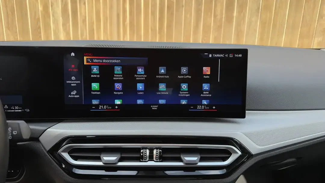 BMW 320 PHEV Touring - Thumbnail 7