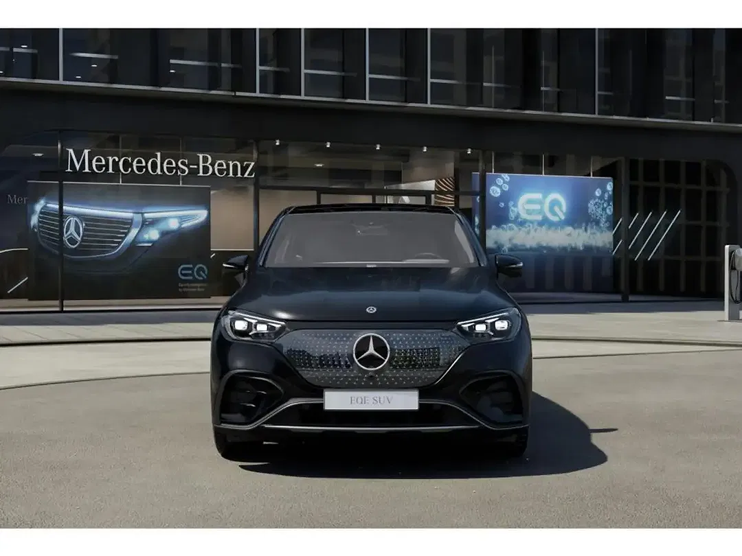 Mercedes-Benz EQE SUV - Thumbnail 6