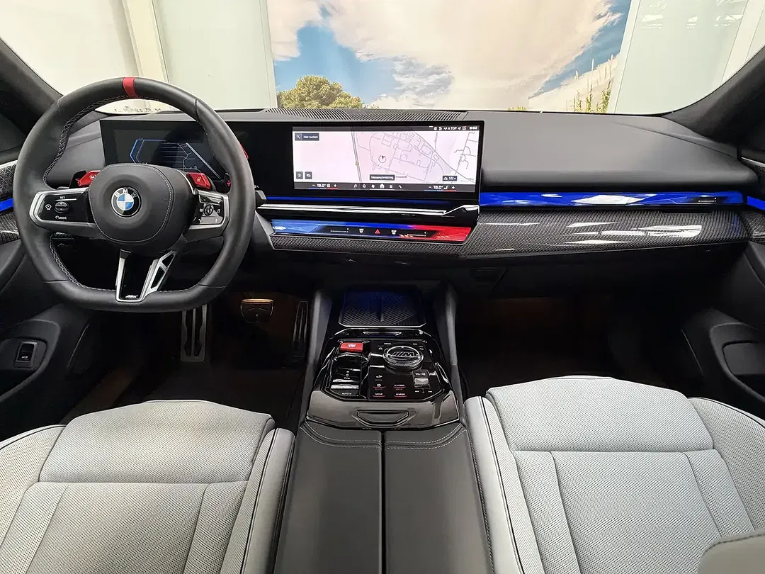 BMW M5 Individual - Thumbnail 7