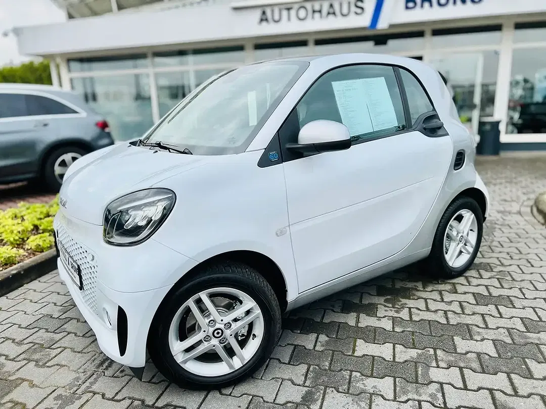 smart forTwo - Thumbnail 3