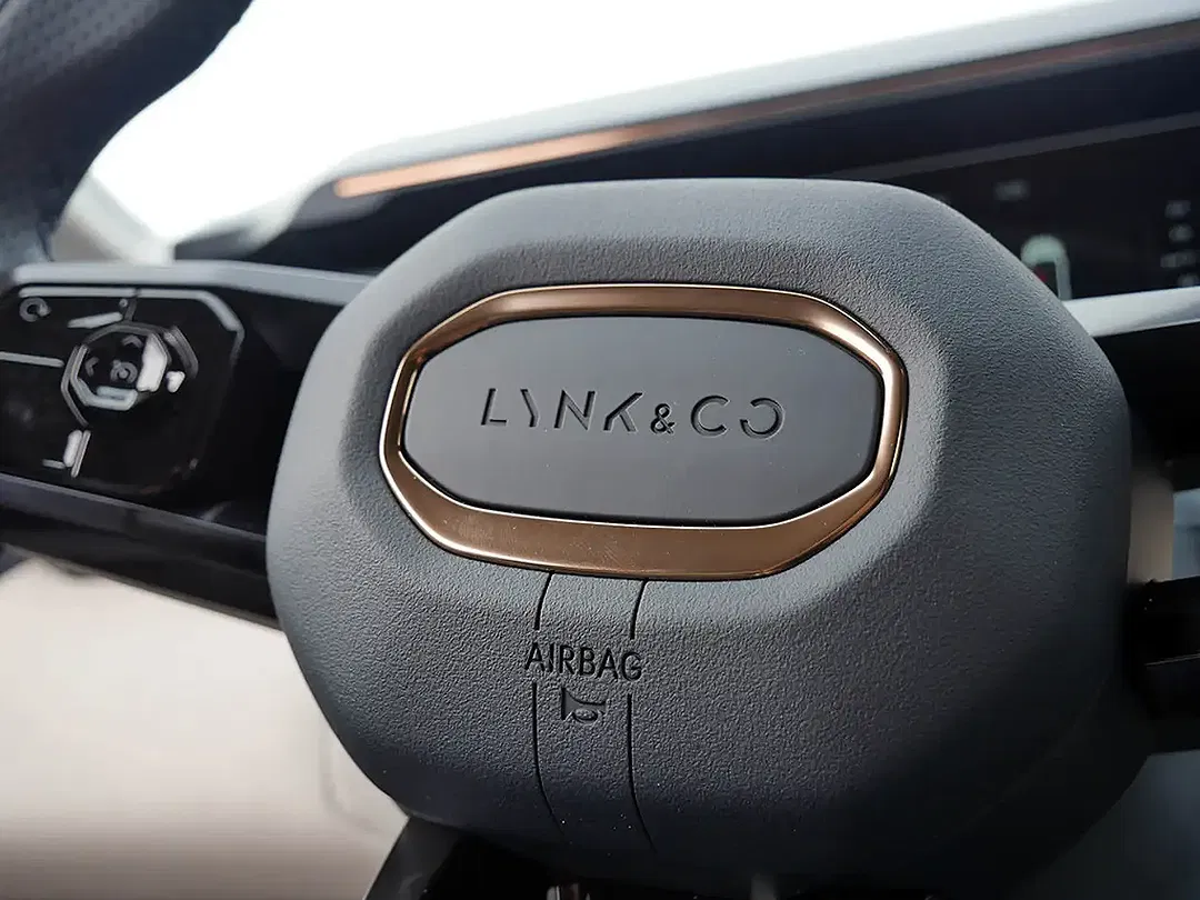 Lynk & Co 08 - Thumbnail 27