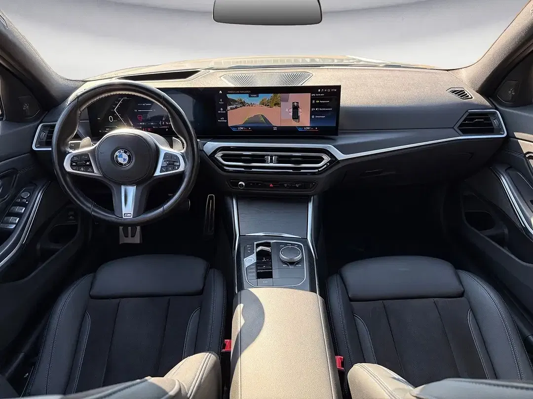 BMW 320 xDrive Touring M Sport - Thumbnail 10