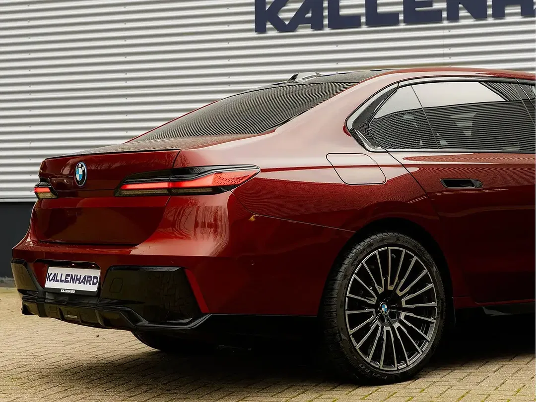 BMW i7 eDrive M Sport Pro - Thumbnail 7