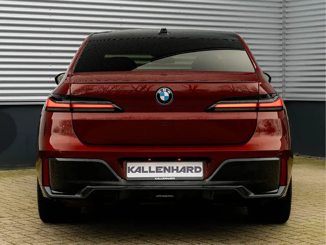 BMW i7 eDrive M Sport Pro - Thumbnail 4