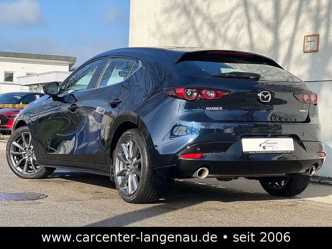 Mazda 3 Selection - Thumbnail 3