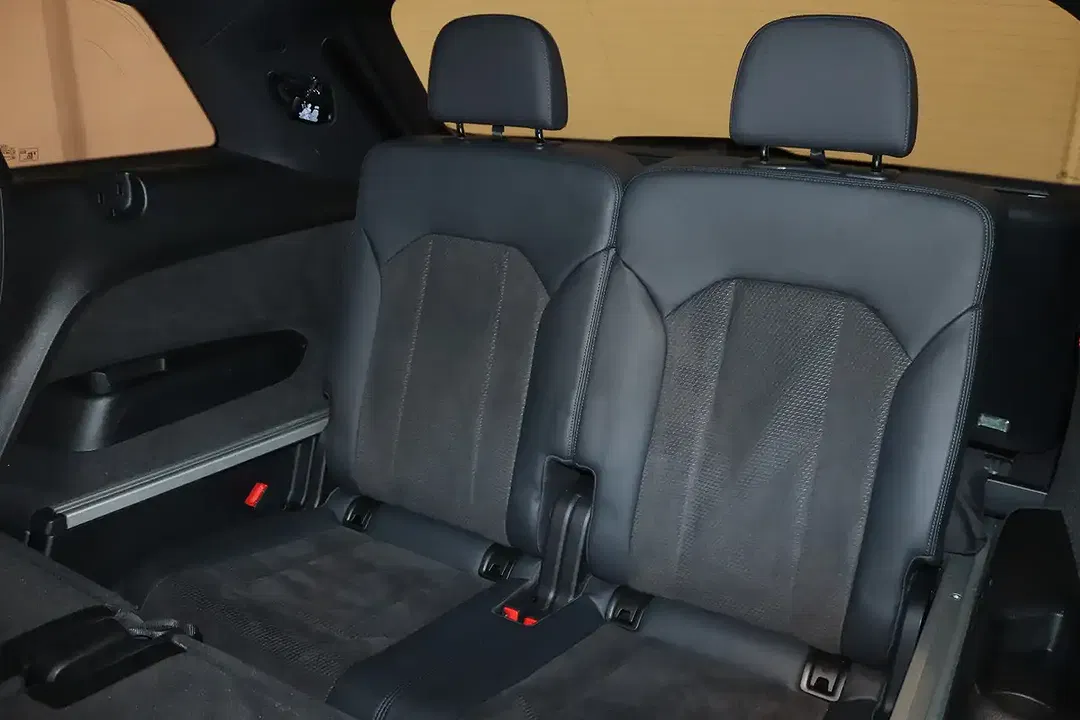 Audi SQ7 4.0 TFSI - Thumbnail 19