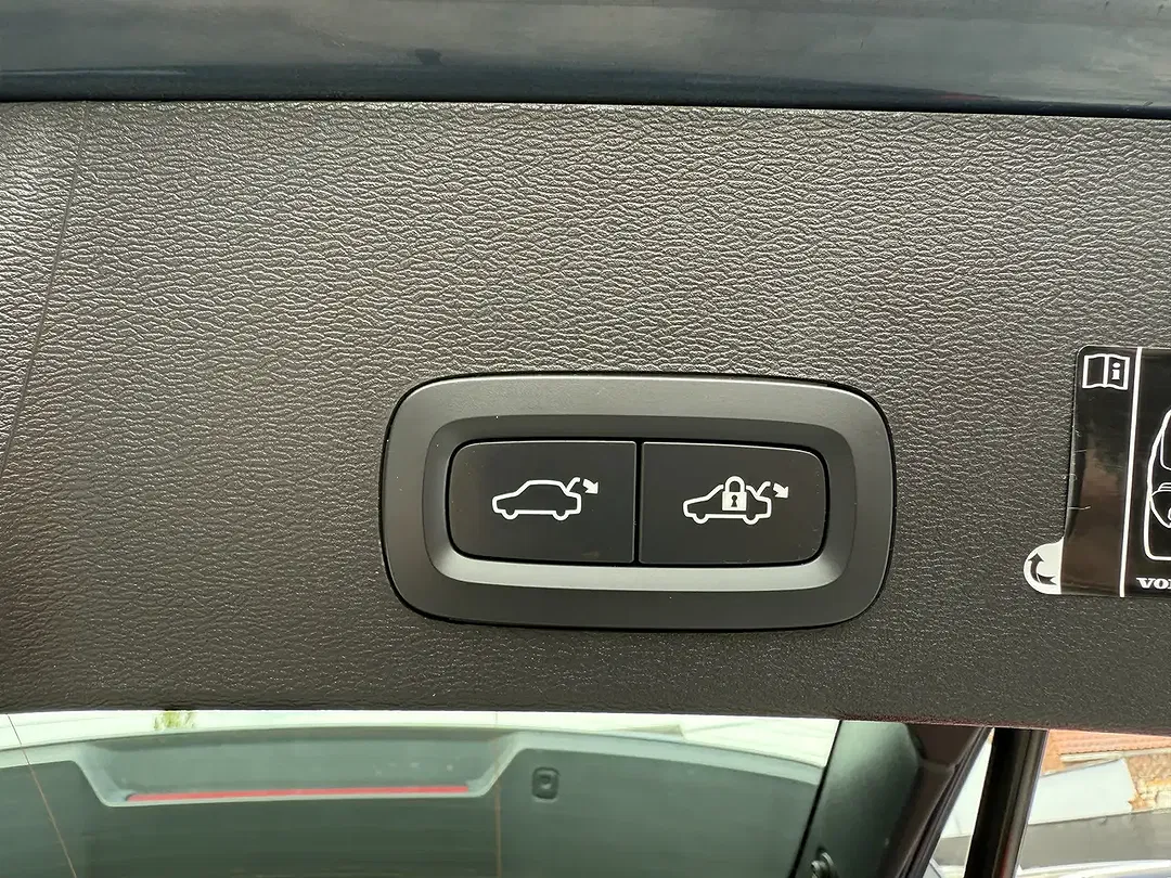 Volvo XC40 T2 1.5 - foto 15