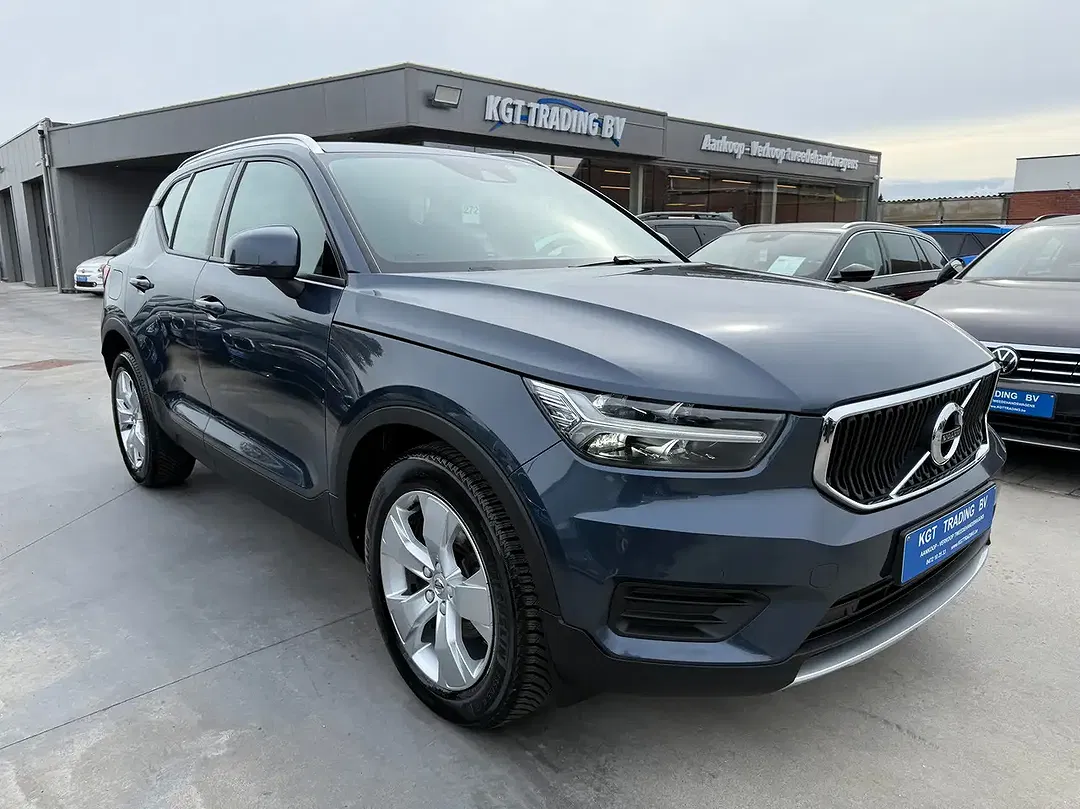 Volvo XC40 T2 1.5 - Thumbnail 3