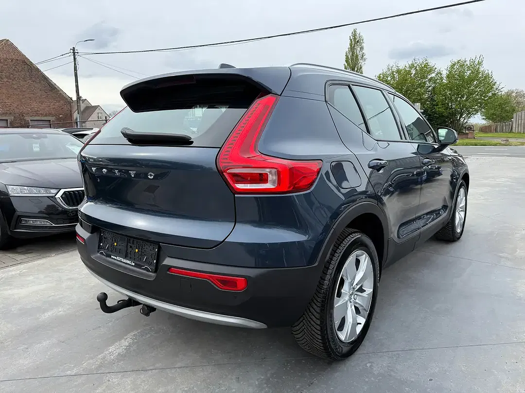Volvo XC40 T2 1.5 - Thumbnail 4