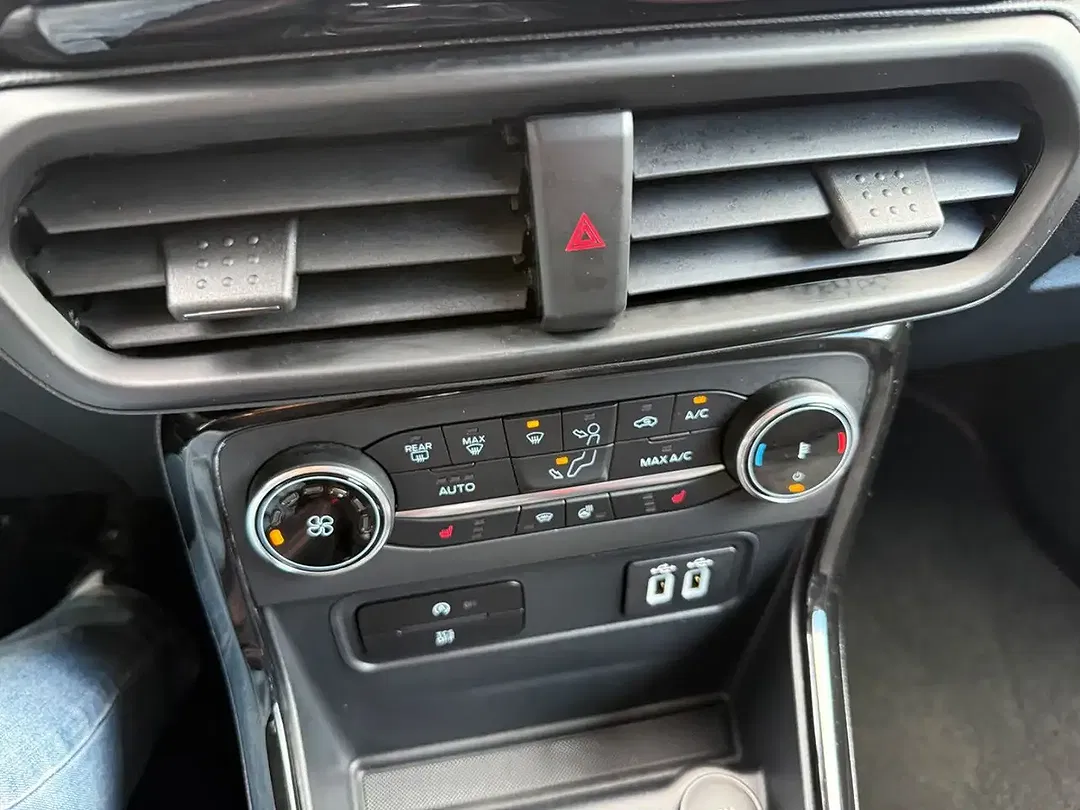 Ford EcoSport ST-Line - Thumbnail 9