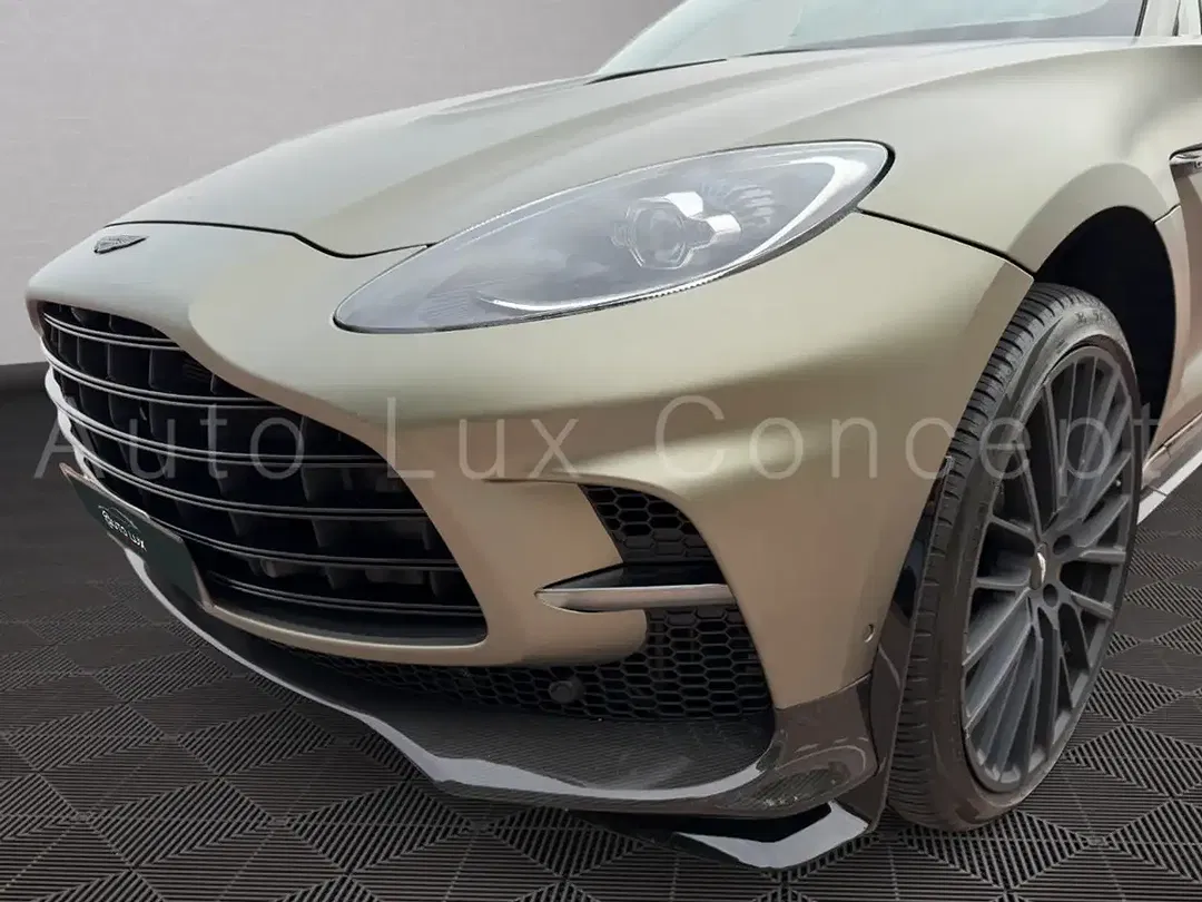 Aston Martin DBX 707 - foto 15