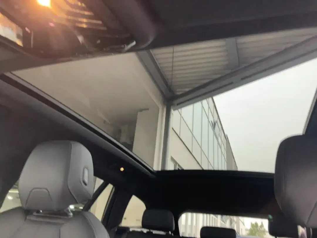 BMW 520 xDrive Touring M Sport - Thumbnail 15