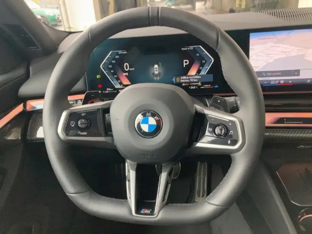 BMW 520 xDrive Touring M Sport - Thumbnail 9