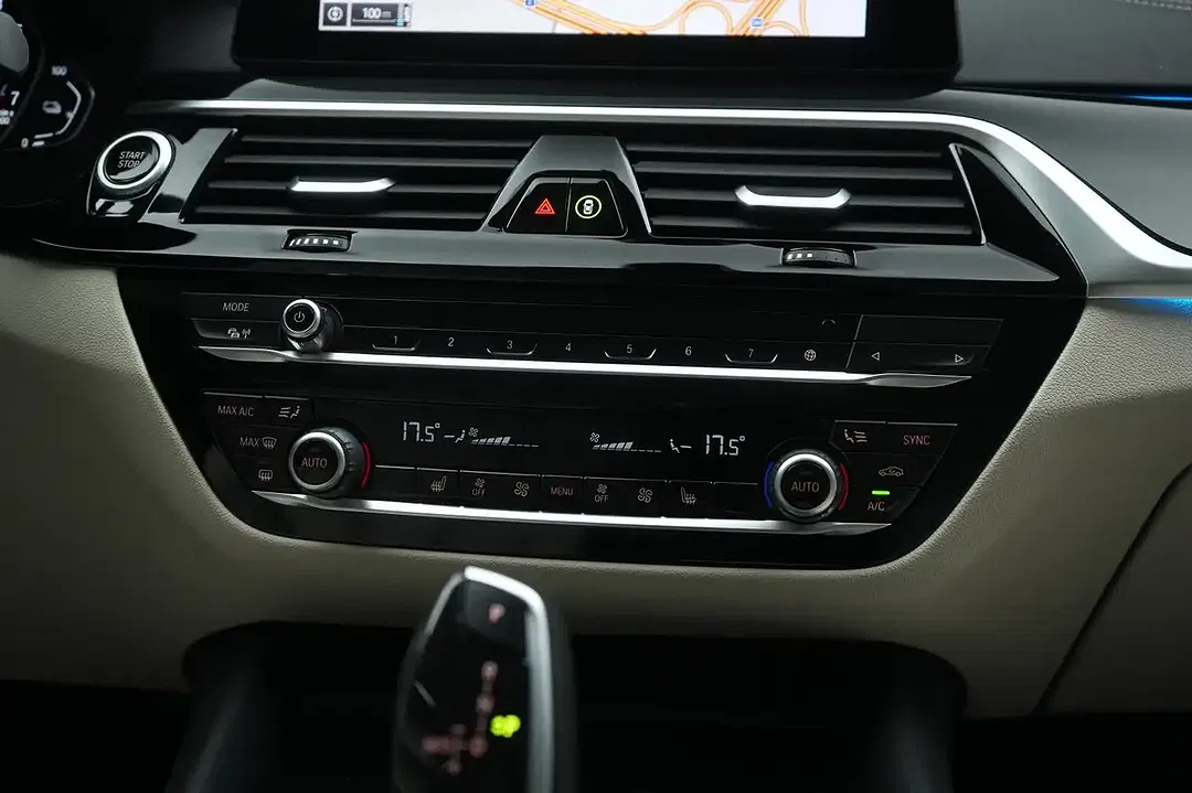 BMW 530 M - Thumbnail 26