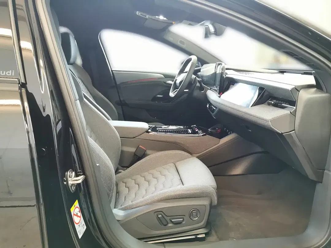 Audi A6 e-tron performance Avant S line plus - Thumbnail 12