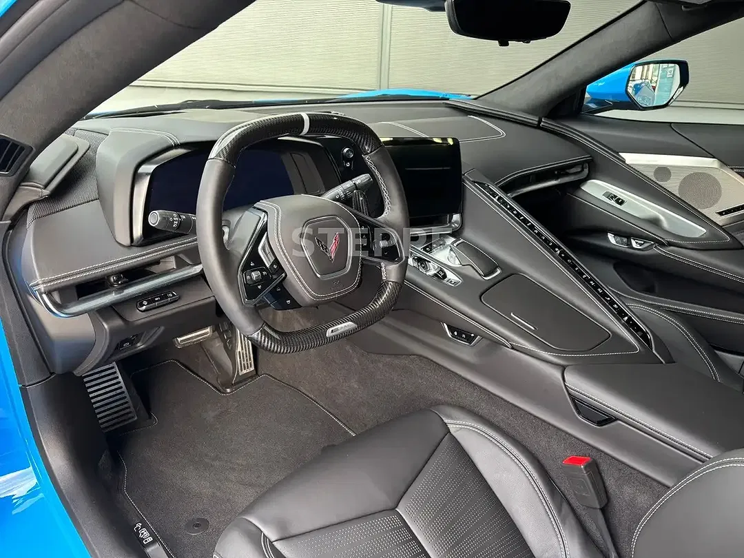 Corvette C8 E-Ray 3LZ Coupe - Thumbnail 9