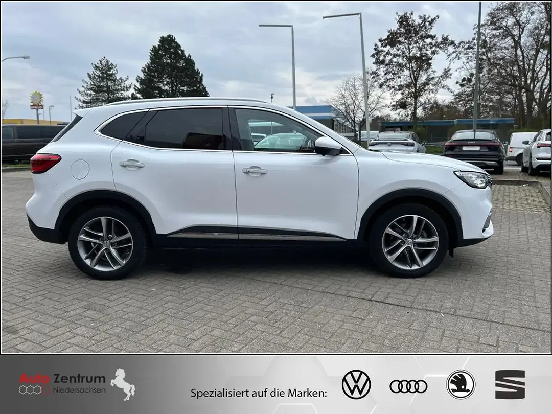 MG EHS PHEV Luxury - Thumbnail 5