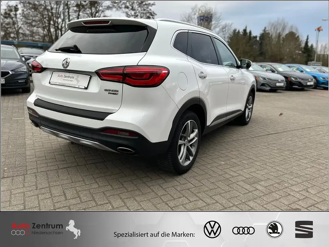 MG EHS PHEV Luxury - Thumbnail 6
