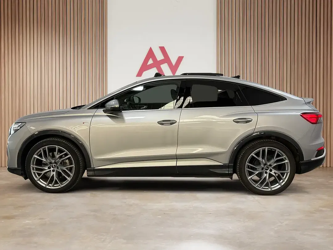 Audi Q4 e-tron 50 quattro Matrix LED Sportback S line - Thumbnail 11