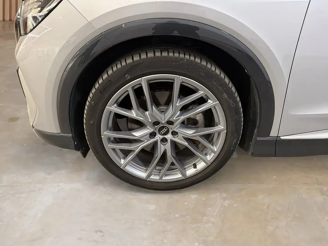 Audi Q4 e-tron 50 quattro Matrix LED Sportback S line - Thumbnail 12