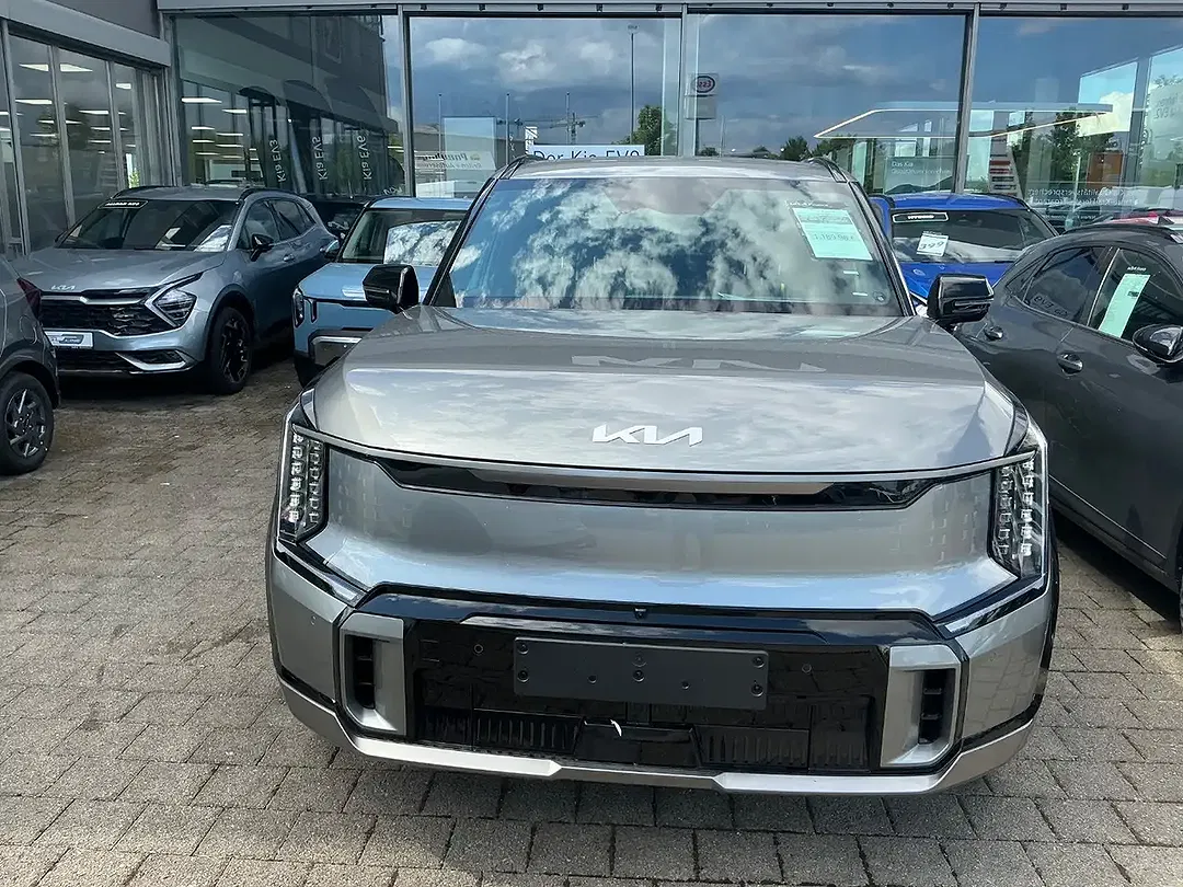 Kia EV9 GT - foto 2