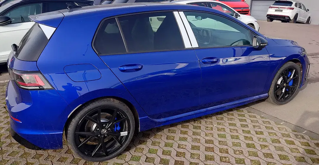 Volkswagen Golf R 2.0 TSI DSG 4Motion - Thumbnail 3
