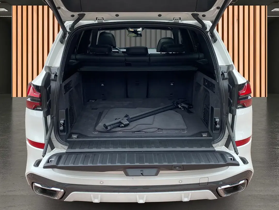 BMW X5 xDrive M Sport - Thumbnail 8