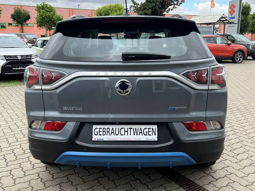 KGM Korando - Thumbnail 4