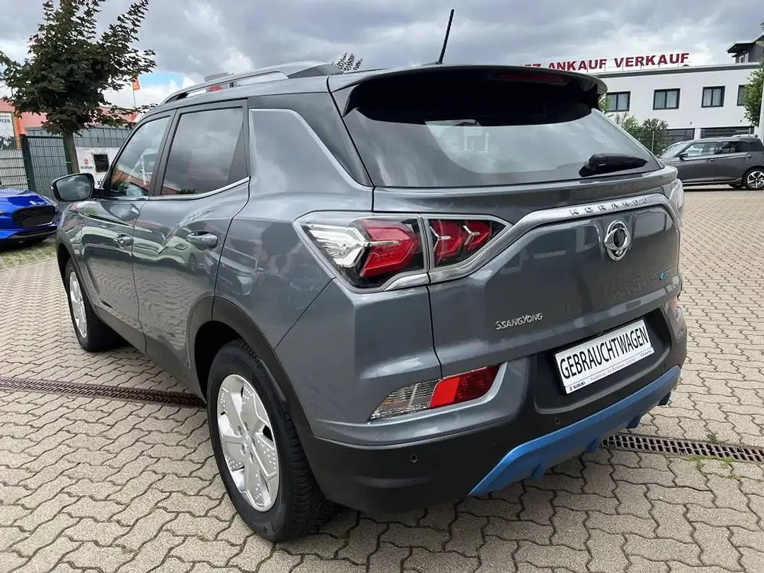 KGM Korando - Thumbnail 5