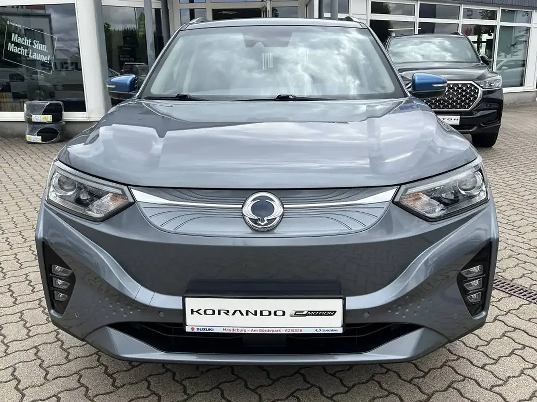 KGM Korando - Thumbnail 8