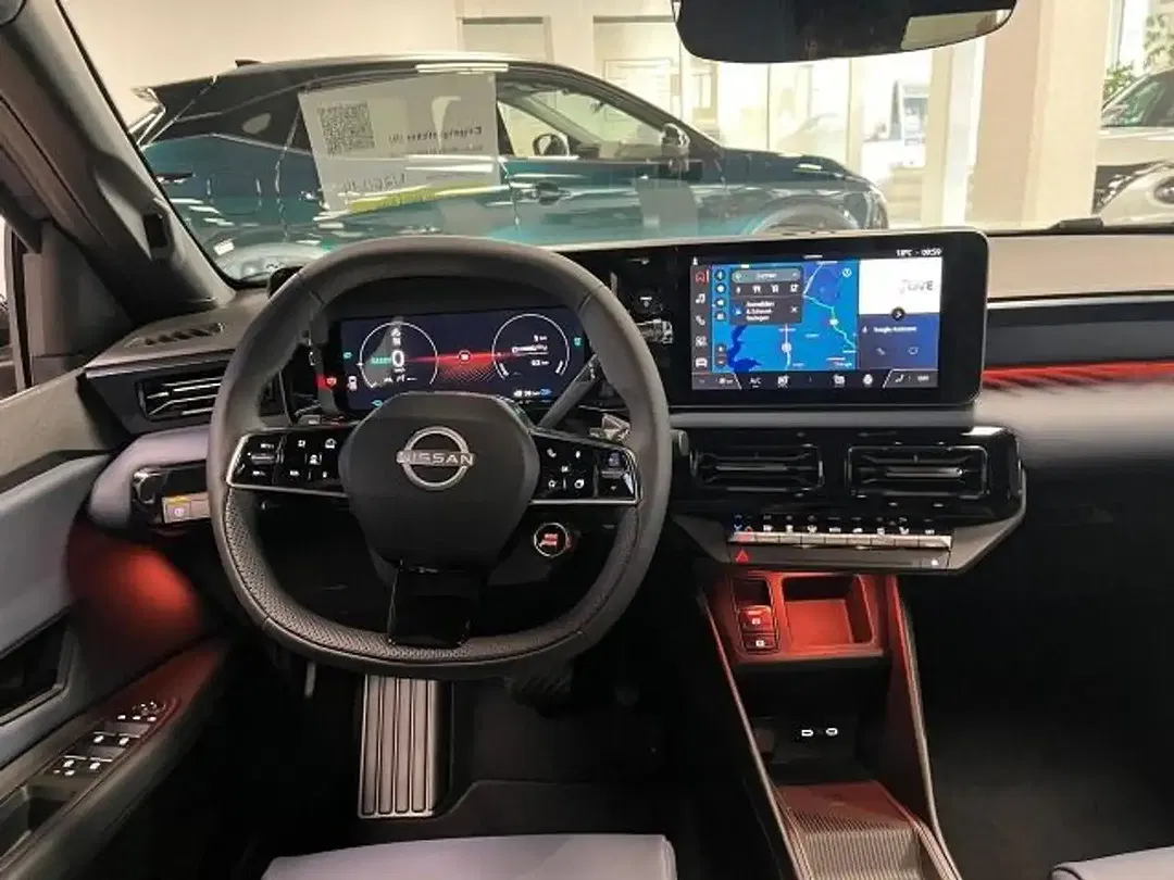 Nissan Micra Evolve - Thumbnail 11