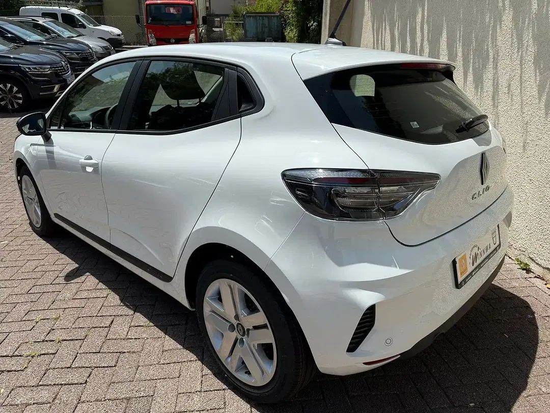 Renault Clio TCe Evolution - Thumbnail 4