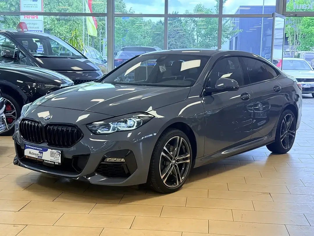 BMW 218 M Sport - Thumbnail 1