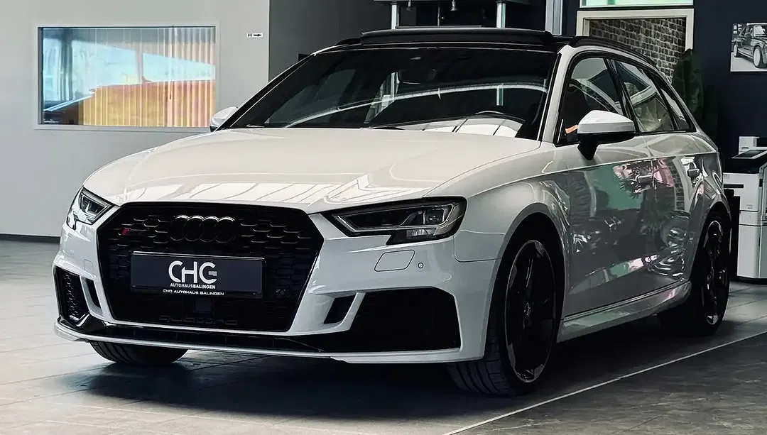Audi RS3 2.5 TFSI RS Sportback - Thumbnail 3