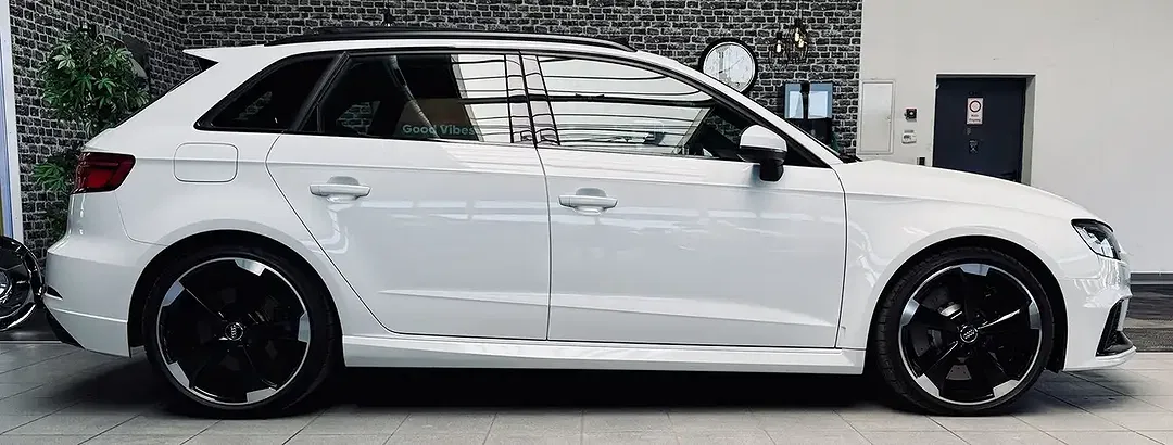 Audi RS3 2.5 TFSI RS Sportback - Thumbnail 5