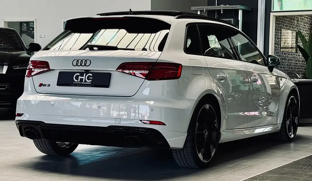 Audi RS3 2.5 TFSI RS Sportback - Thumbnail 8