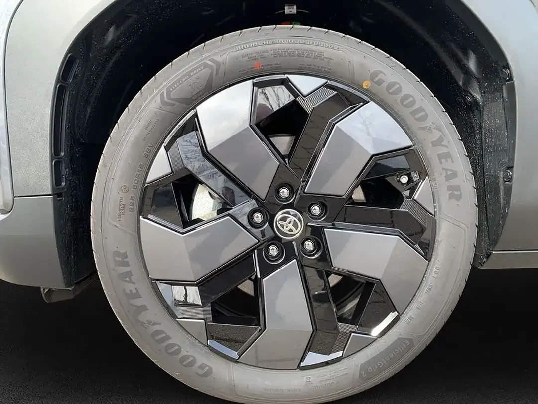 Toyota Urban Cruiser Lounge - Thumbnail 7