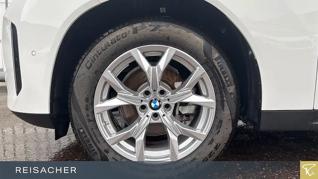 BMW X3 xDrive - Thumbnail 3