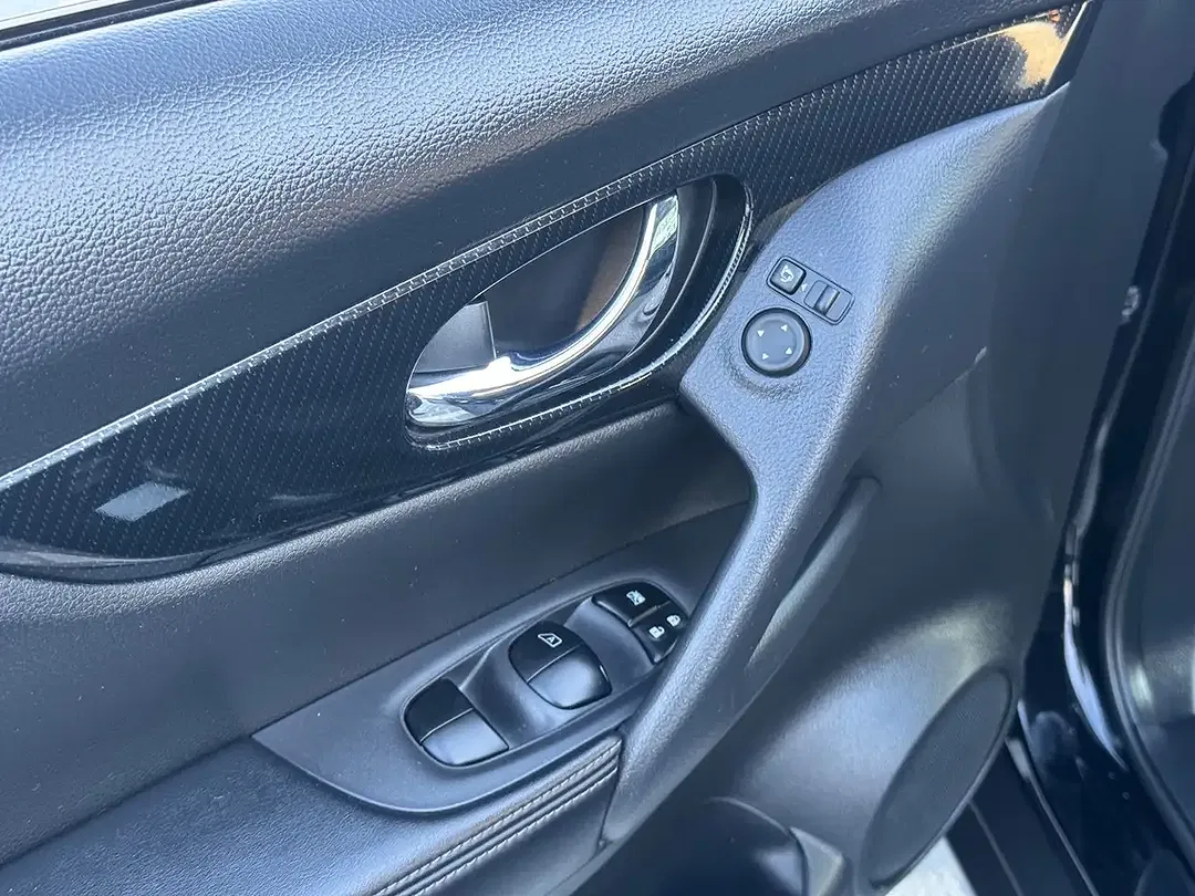 Nissan X-Trail 4x4 N-Tec - Thumbnail 11