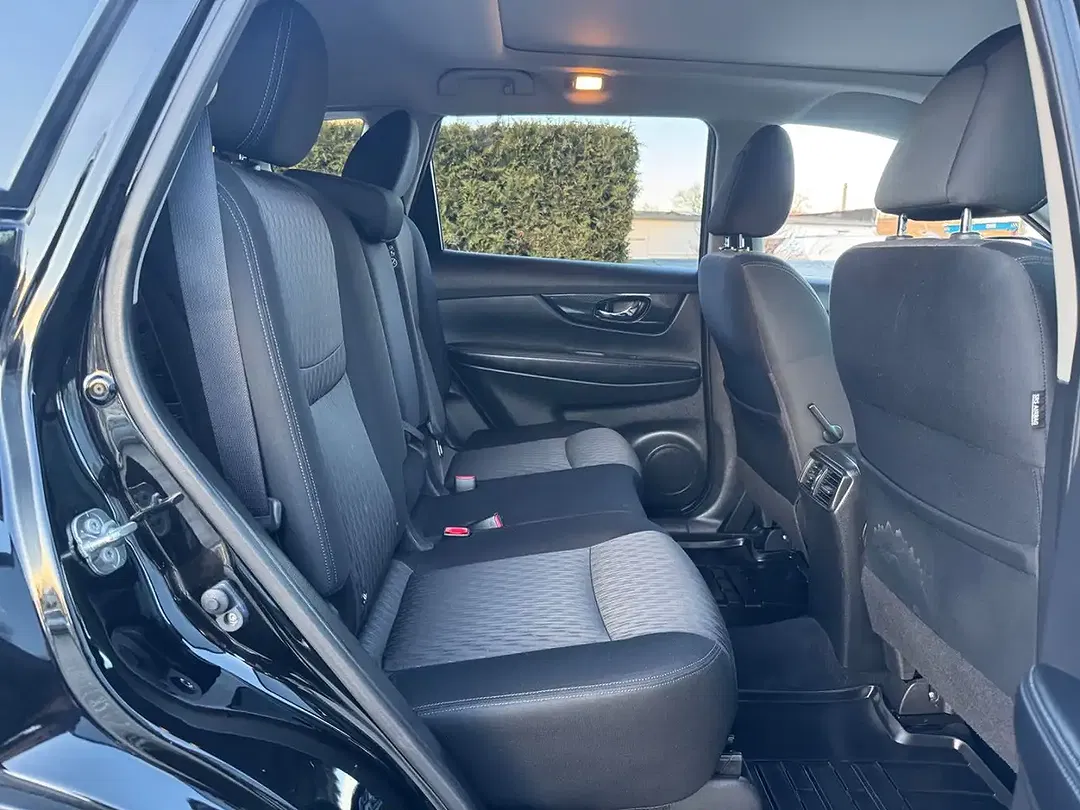 Nissan X-Trail 4x4 N-Tec - Thumbnail 18