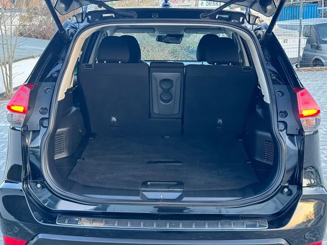 Nissan X-Trail 4x4 N-Tec - Thumbnail 21