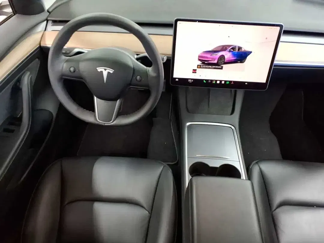 Tesla Model 3 RWD - Thumbnail 10