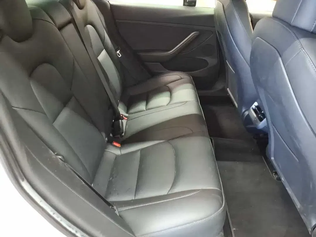 Tesla Model 3 RWD - Thumbnail 14