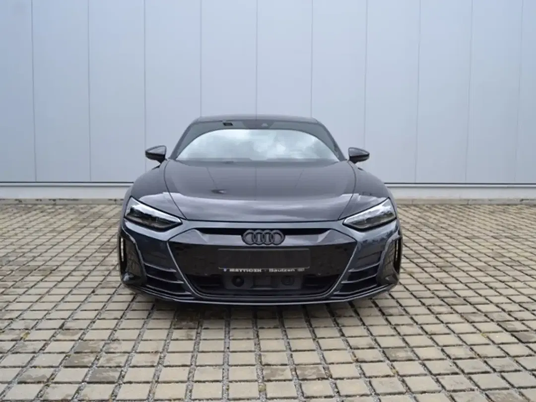 Audi e-tron GT quattro - Thumbnail 9