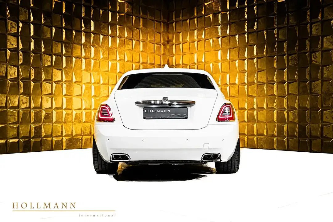 Rolls-Royce Ghost - Thumbnail 7