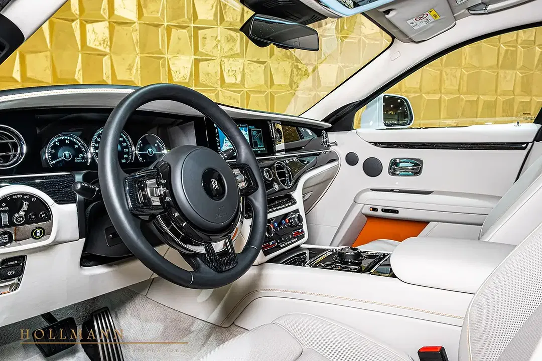 Rolls-Royce Ghost - Thumbnail 9
