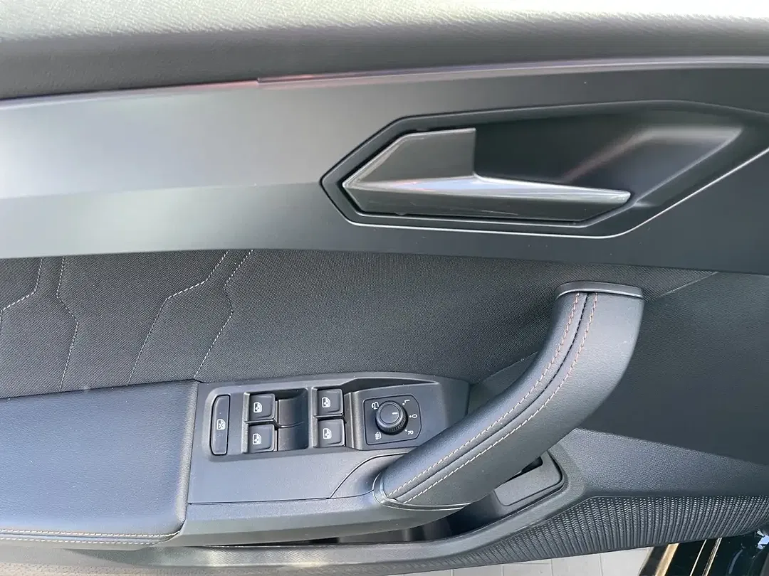 CUPRA Leon 1.5 eTSI DSG Sportstourer - Thumbnail 10
